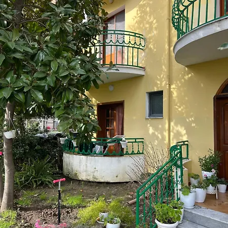 Vacation Garden Golem (Tirana)
